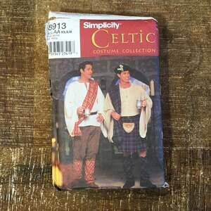 Simplicity Sewing Pattern 8913 Celtic Scottish Irish Kilt Costume XS-M UNCUT